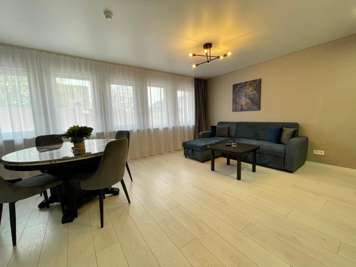 Ly Apartamentai Паланга Екстер'єр фото